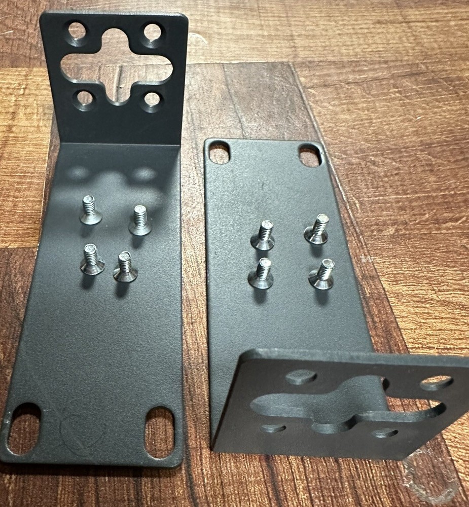 HP 5066-2232 - Switch Accessory Rack Mount Kit - Half Width - Aruba 2530 Series