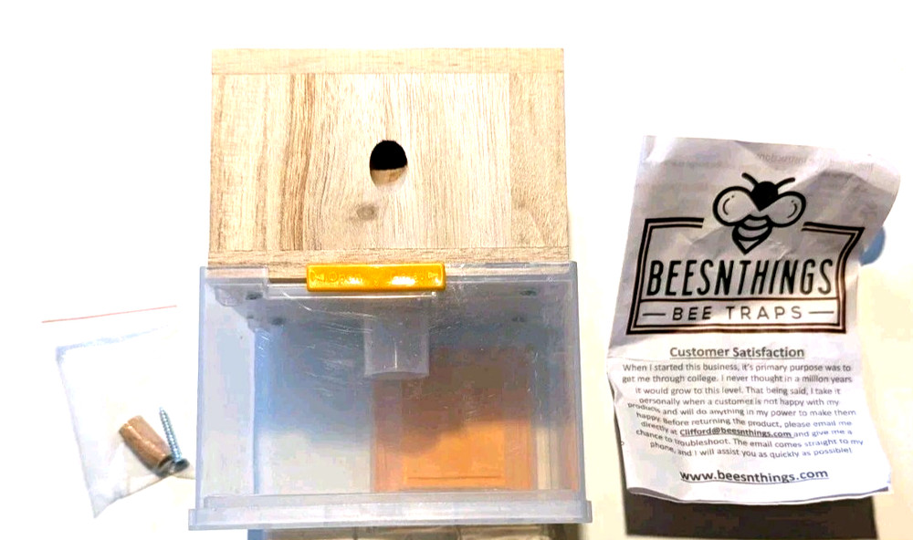 BeesnThings Hanging Bee Trap