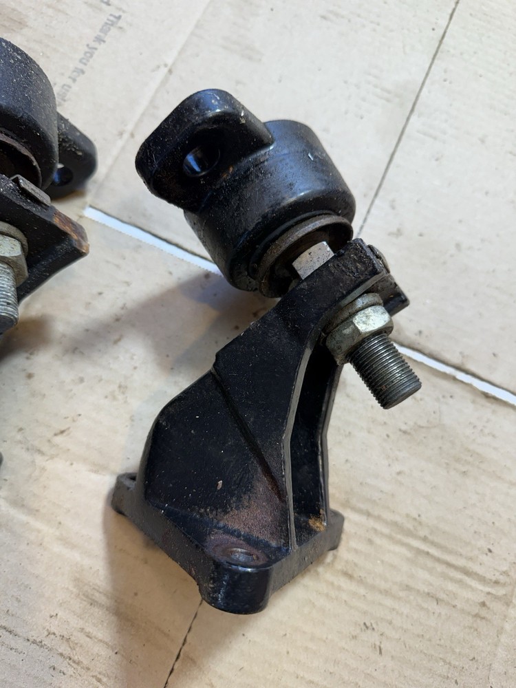 Mercruiser engine mounts 806507 (2)