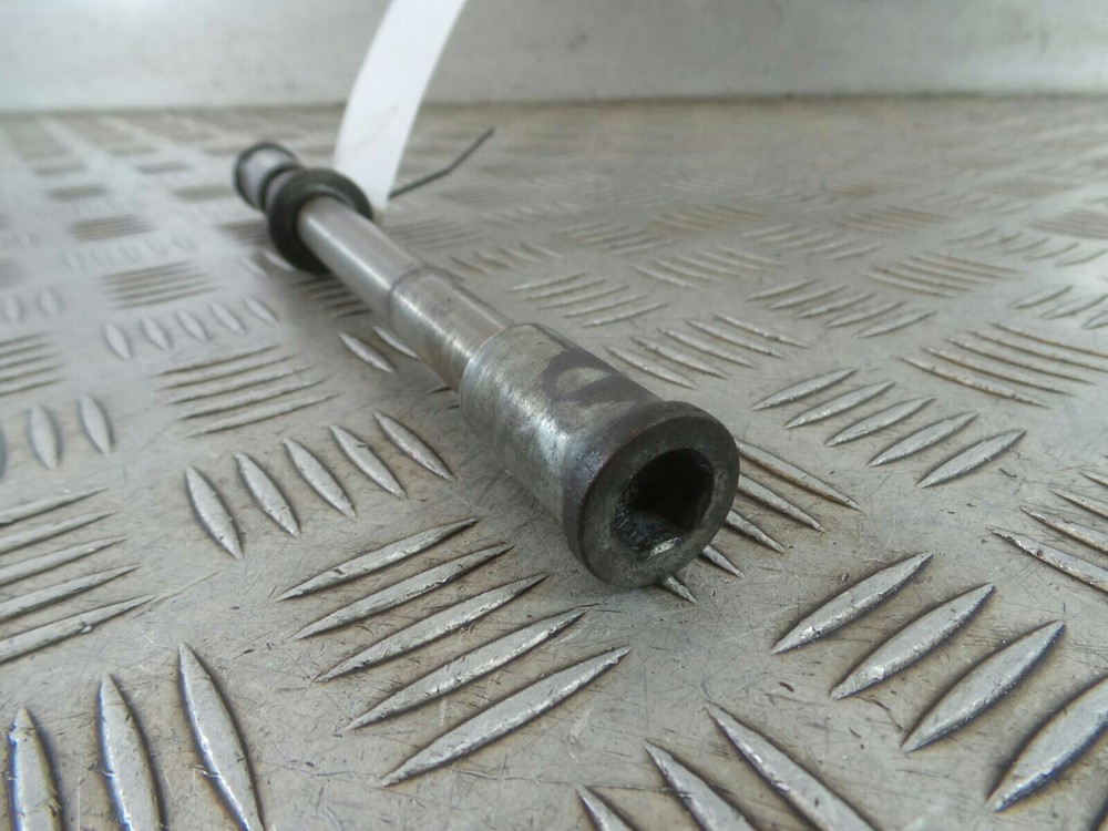 1995 KAWASAKI GPZ500 Front Spindle