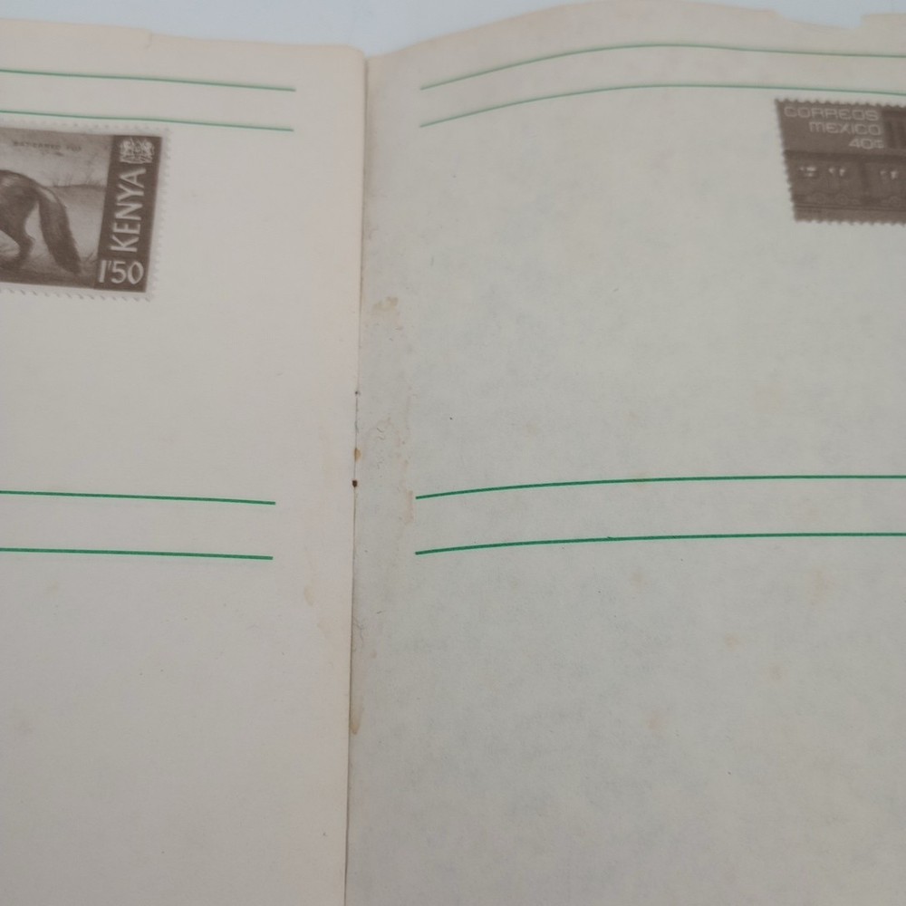 1973 United States Learning Corporation Stamp Album World Explorer READ