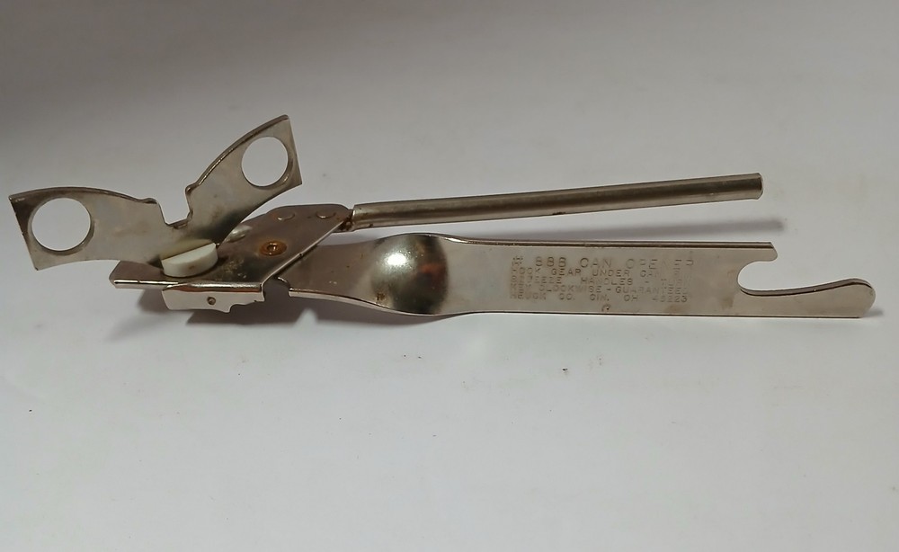 Vtg Can Openers (Manuel)