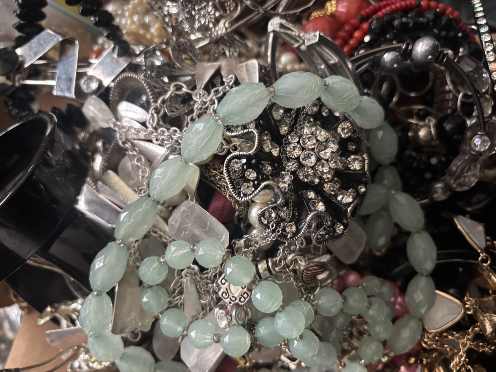 1 Pound Unsorted Tangled Jewelry Vintage Modern Wear Junk Mystery Treasure Hunt