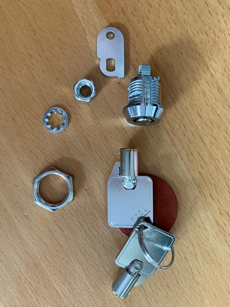 Omnicell key-Lock 7202 New