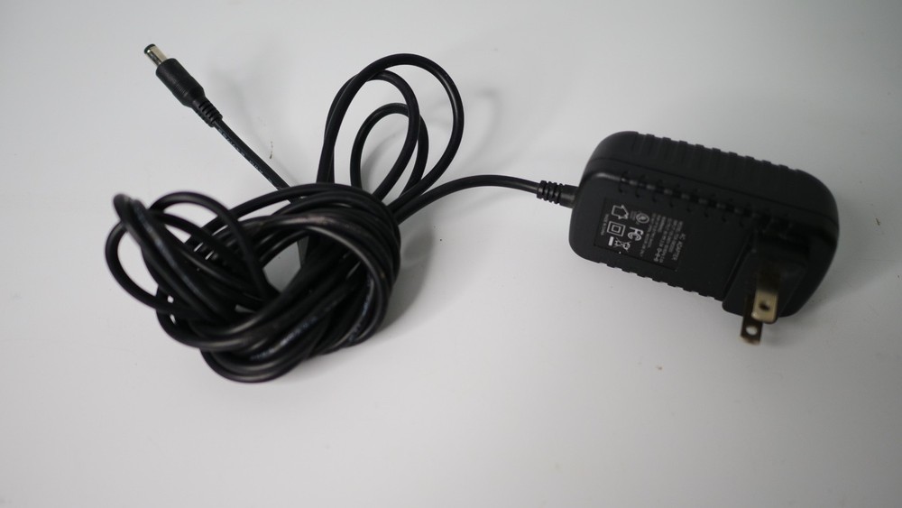 HoverCam Ultra 8 Document Camera Presenter 8MP, with usb cable and power supply