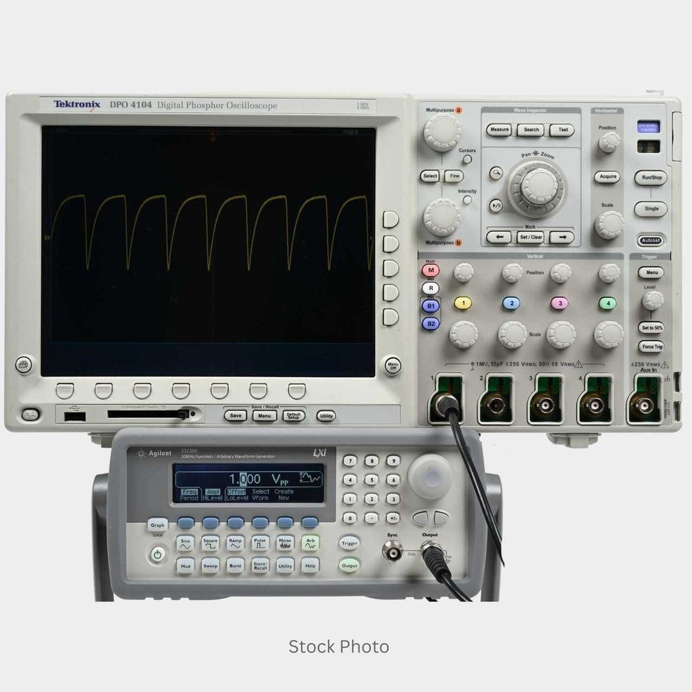 Agilent 33220A 20 MHz Function Arbitrary Waveform Generator Full CAL and TESTED