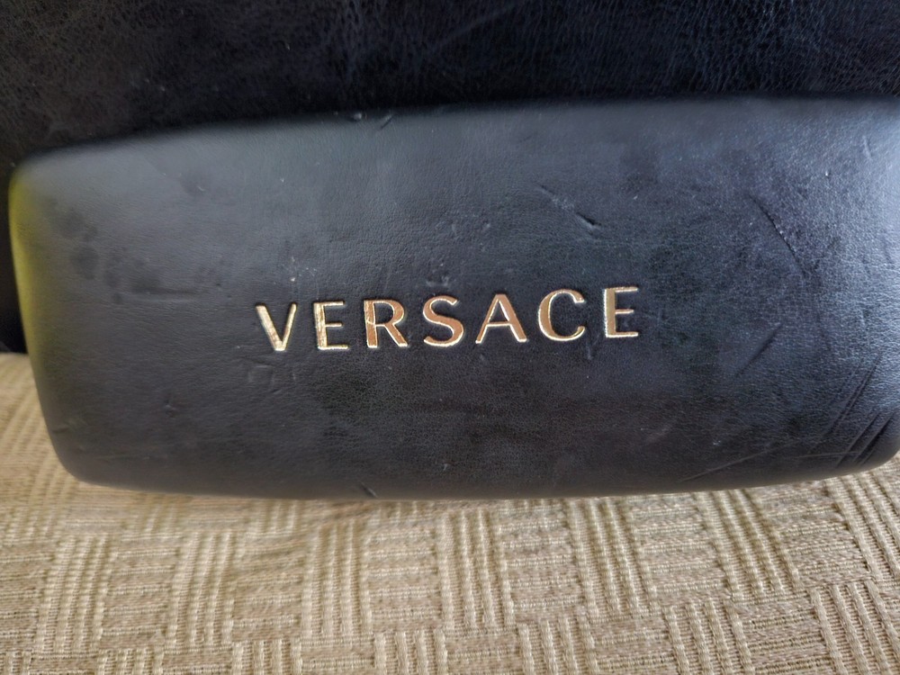 vendo un lentes versage