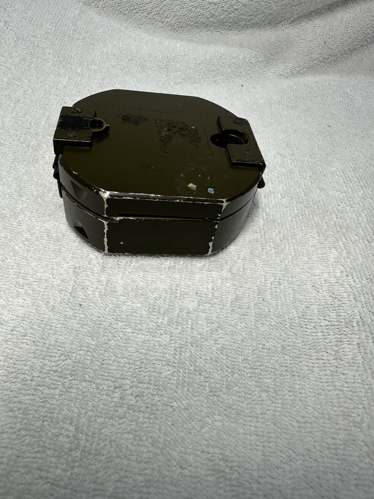 Vintage M2 Army Compass