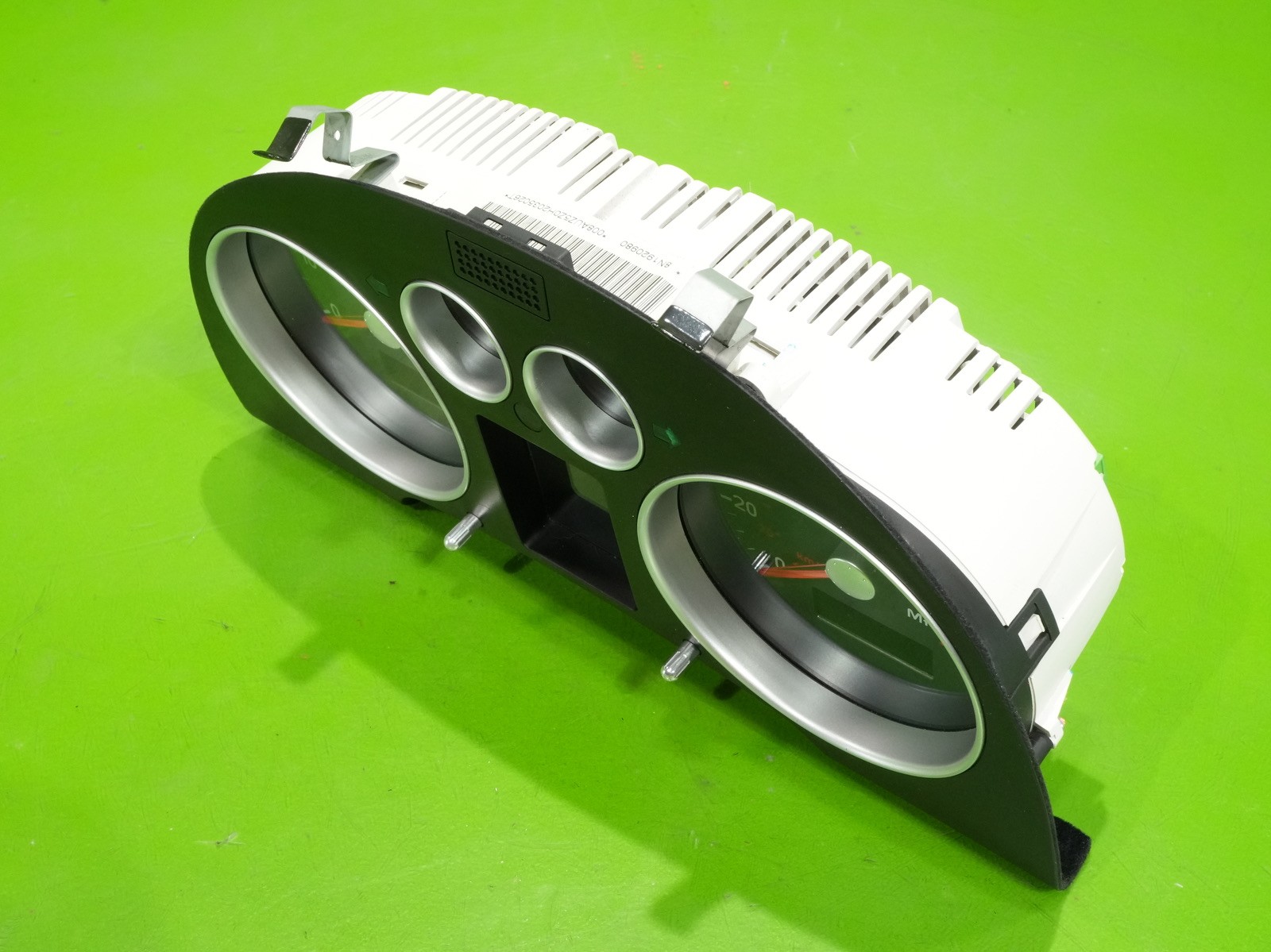 00-06 Audi TT OEM 8N1920980 gauge instrument cluster panel speedometer