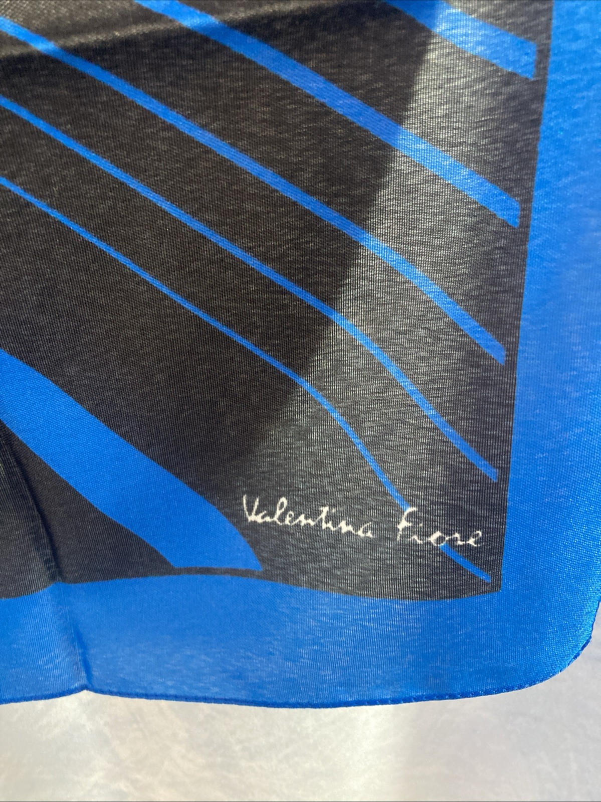 Vintage 1970s Valentina Fiore Women’s Scarf Black & Blue Geometric Design Square