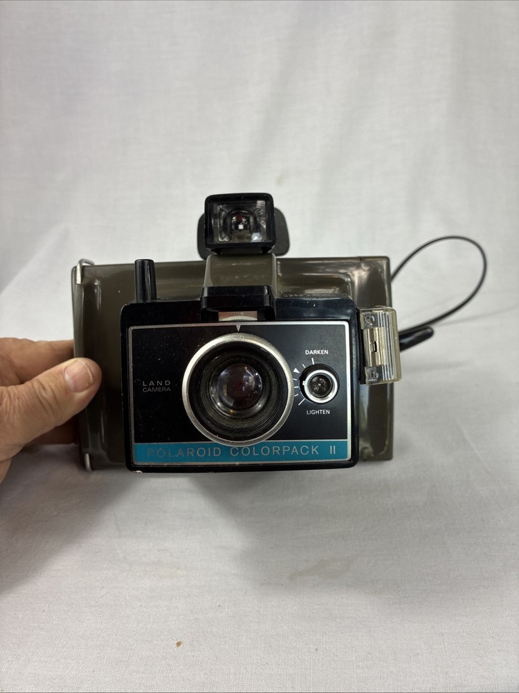 Polaroid Colorpack II Camera