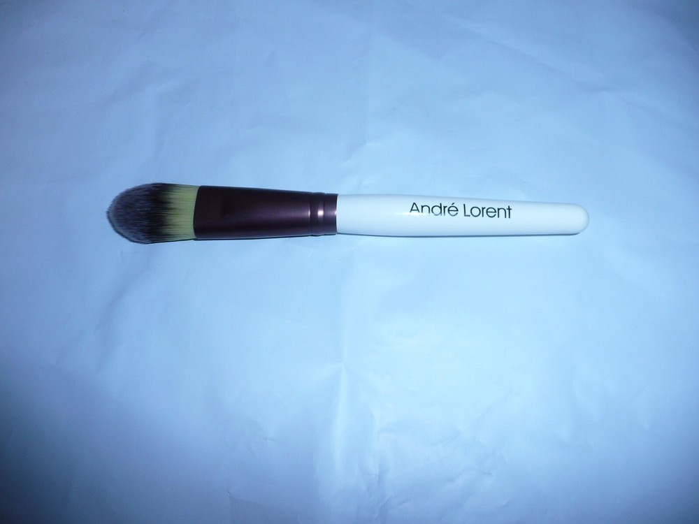 ANDRE LORENT Makeup Brushes 5 Pcs With Leather Box White