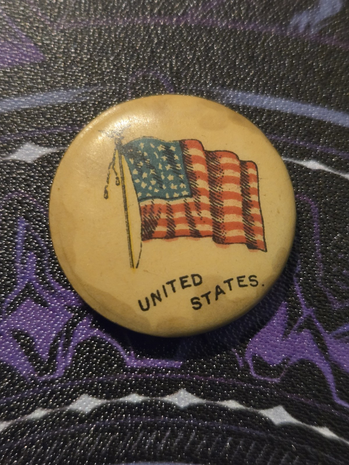 United States Country Flag Flag Pin Back Button Vintage