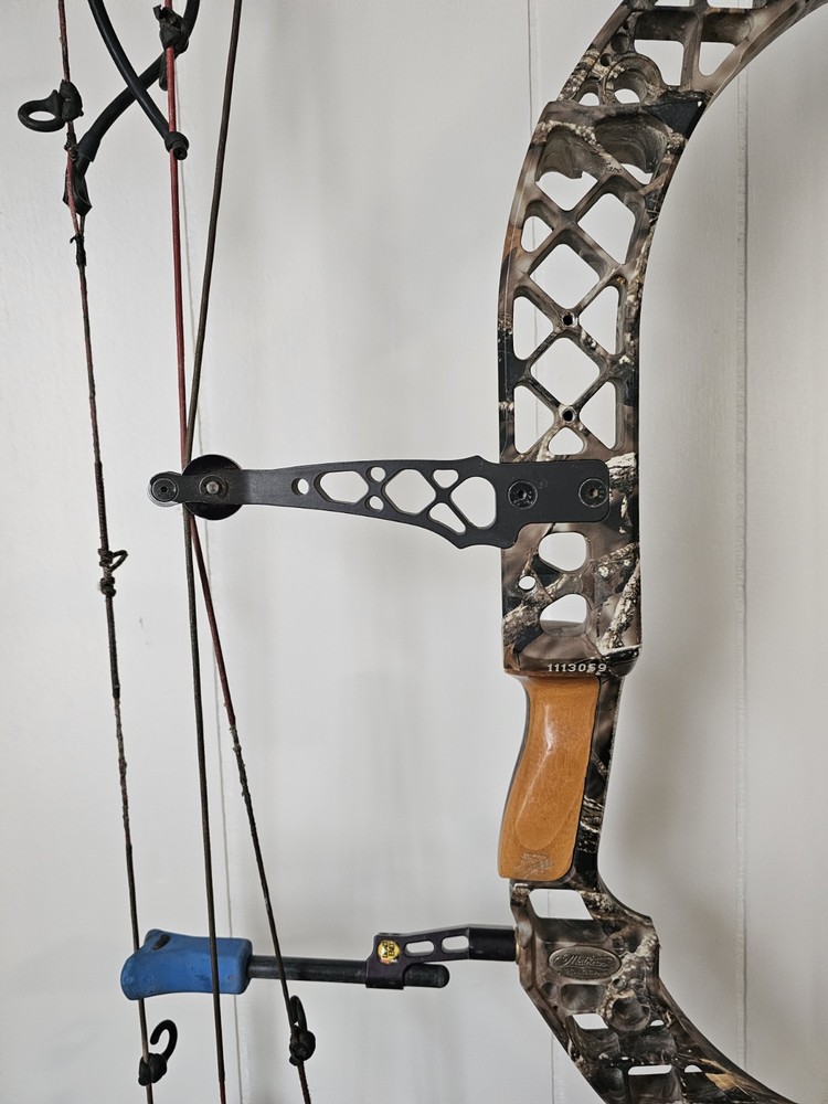 Mathews Z7 Compound Bow