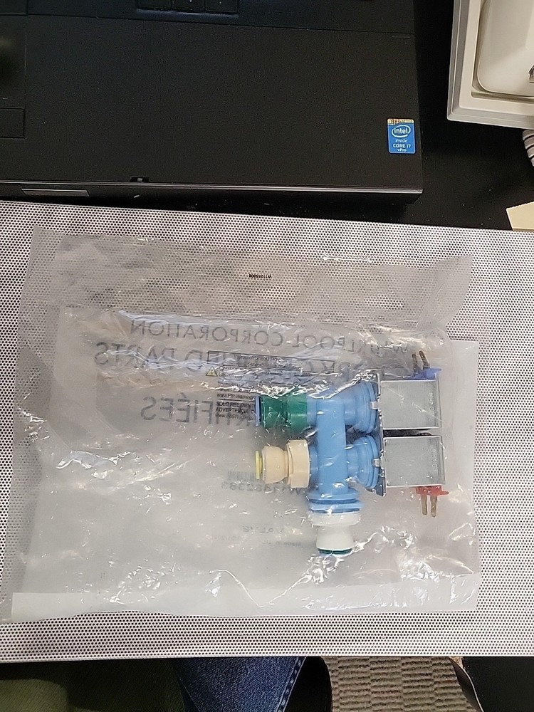 W11482383 Valve