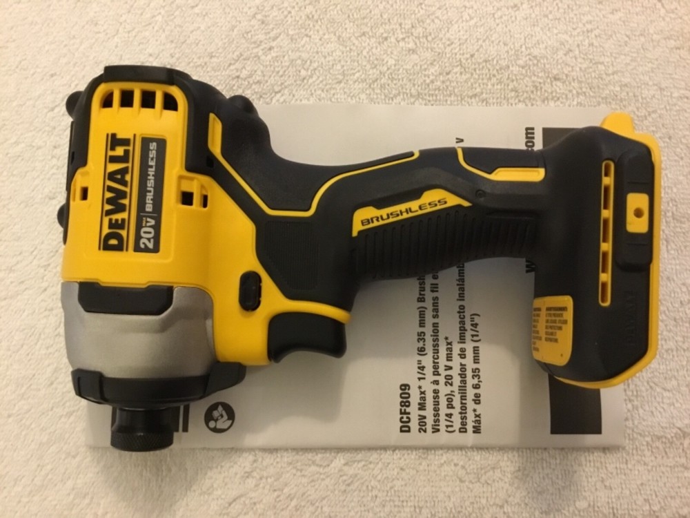 New Dewalt DCF809B 1/4" 20V 20 Volt Max Atomic Compact Brushless Impact Driver