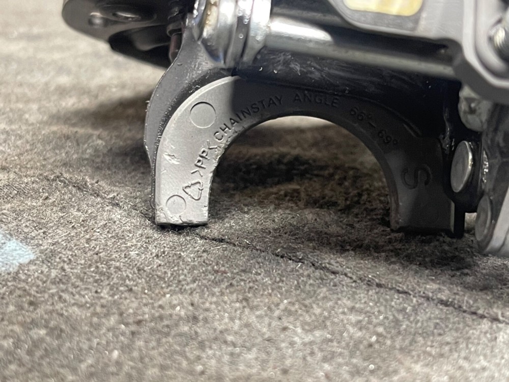 Shimano Altus E Type Fr Derailleur Bottom Bracket Mount 3x8 Triple Bottom Pull