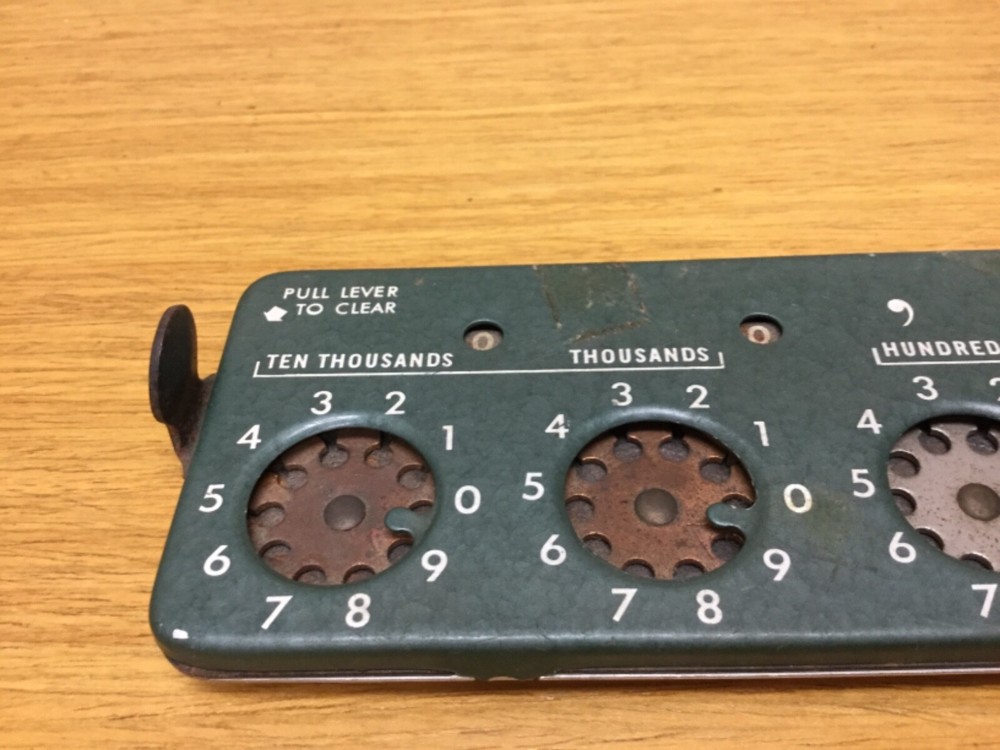 The Lightning Adding Machine Company - VIntage Adding Machine (MAR78)