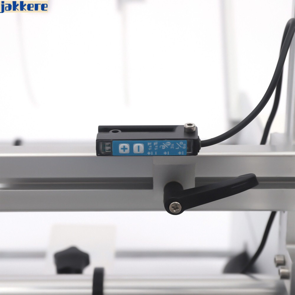 LT-190 Semi Automatic Round Bottle Labeling Machine Label Marking Machine 300W