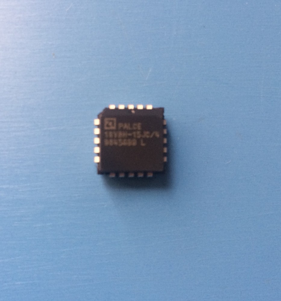 PALCE16V8H-15JC/4 AMD IC SPLD Simple E²PLD Programmable Array Logic 20 PIN PLCC