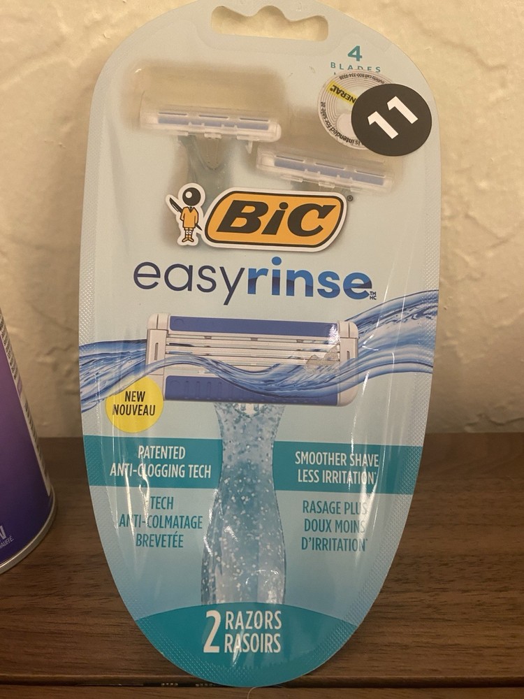 Shaving Bundle – Skintimate + BIC Razors