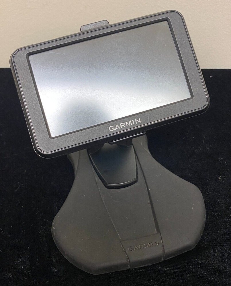 GARMIN NUVI 40 Portable GPS Navigator BUNDLE