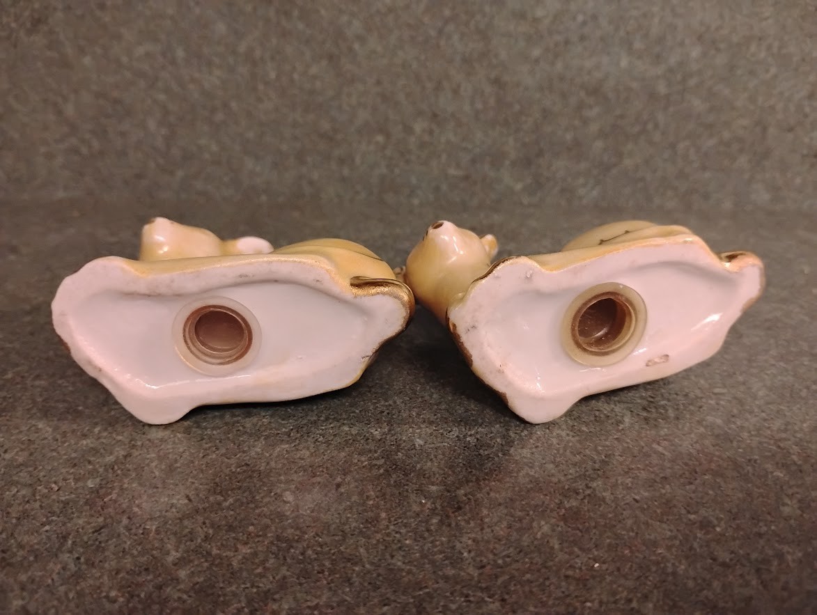 VINTAGE KITSCH YELLOW BAMBI DEER SALT AND PEPPER SHAKERS - 1950's MADE IN JAPAN