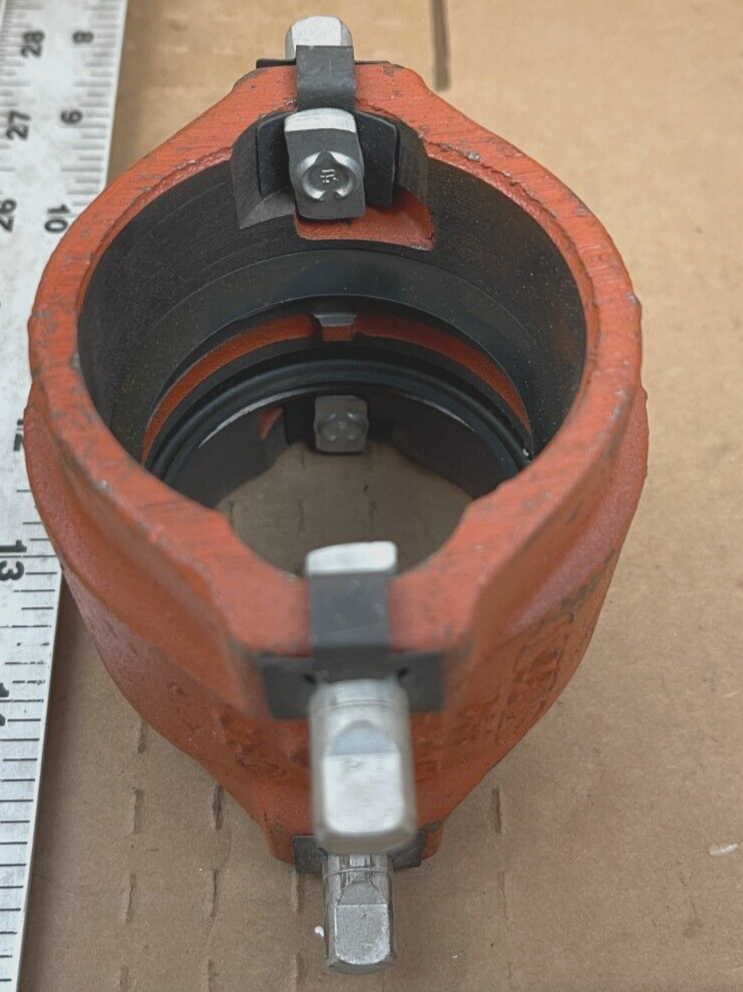 Victaulic P/N V960-2X2-PEC Plain End Coupling, Style 960