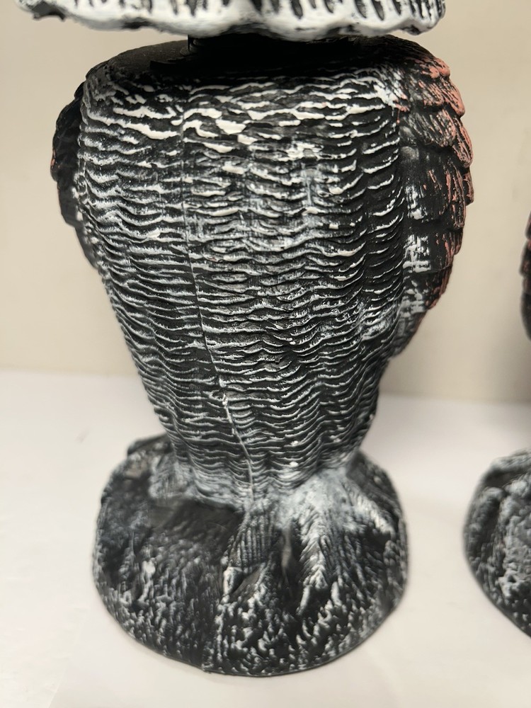 2 Owl Decoys Rotating Head Plastic Bird Deterrents 10.5”