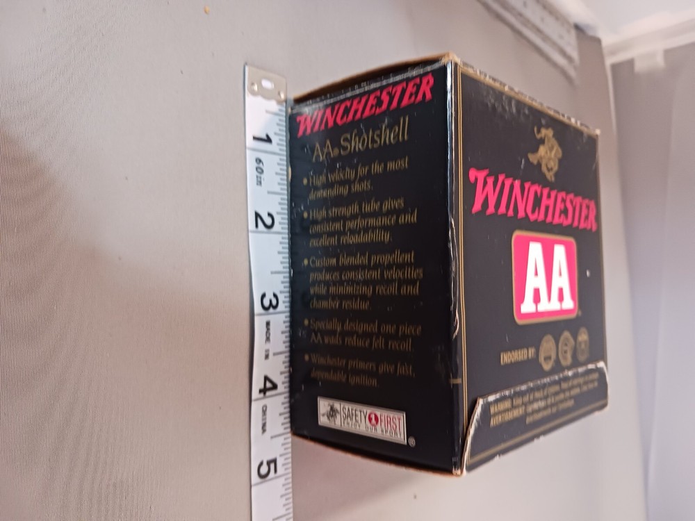 WINCHESTER AA BOX FOR SHOTGUN SHELLS       BOX ONLY