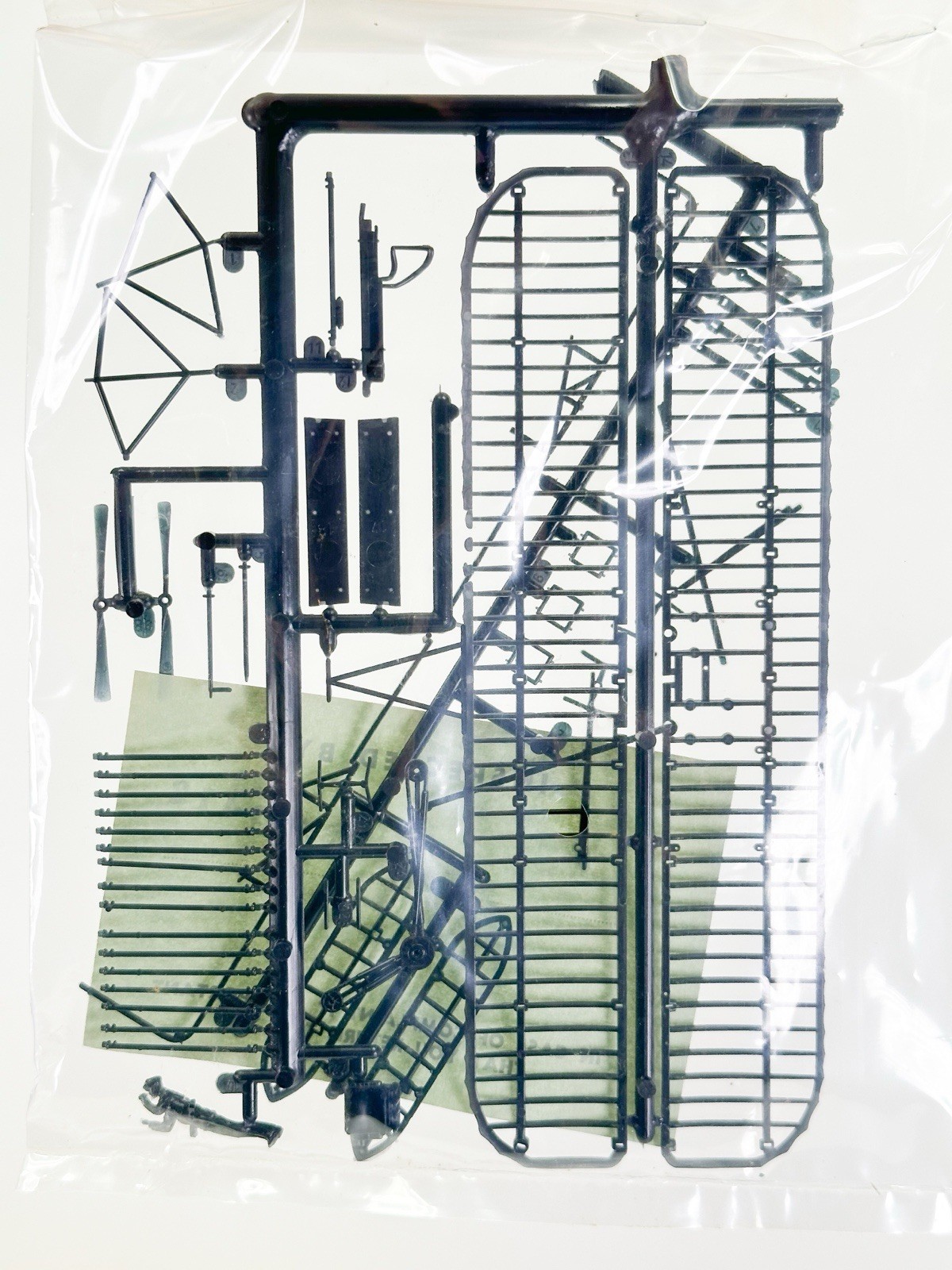 Renwal 1909 Bleroit Monoplane & 1903 Kitty Hawk Biplane 1/72 Plastic Model Kit