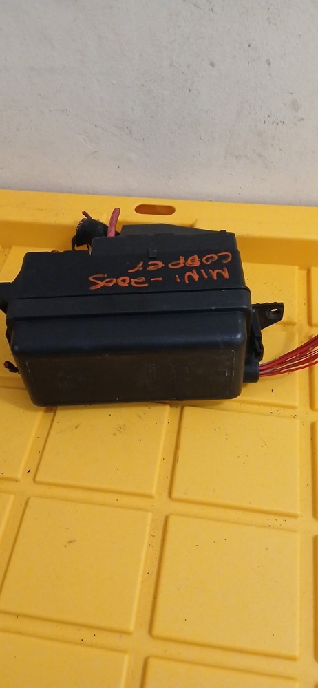 2005 Mini Cooper Fuse Box #6906604-06