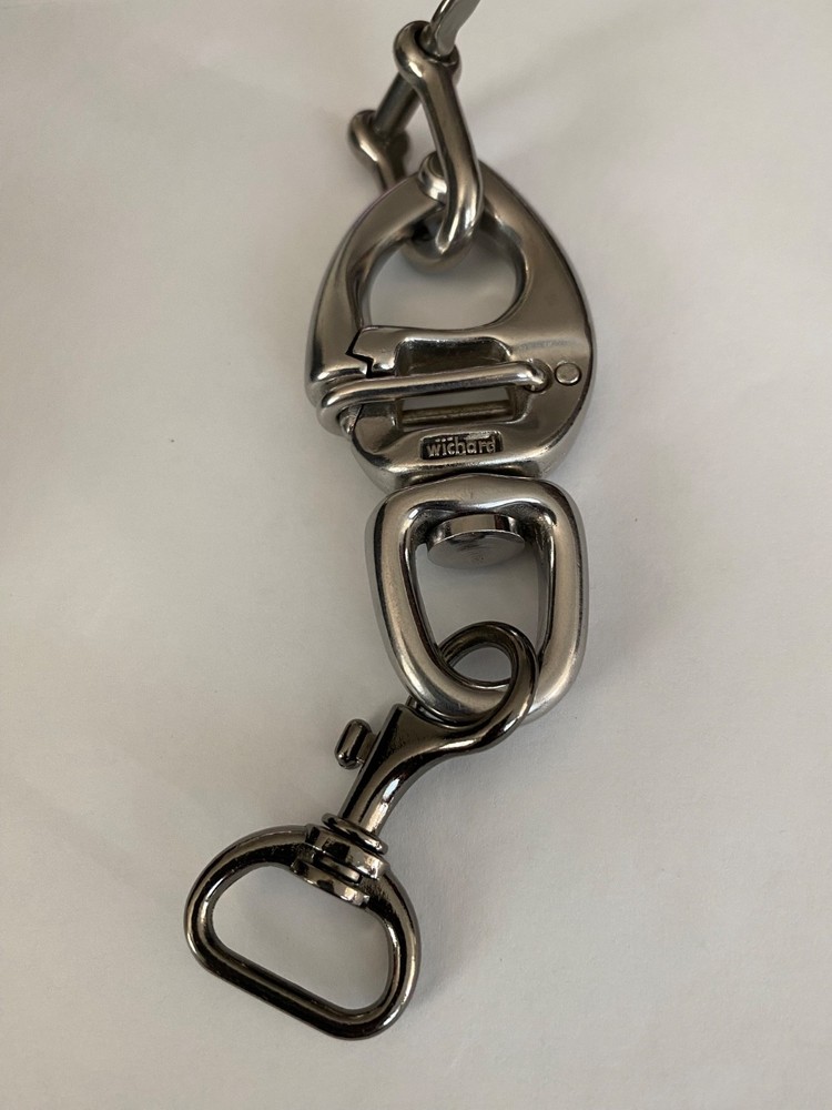 Wichard lock and swivel