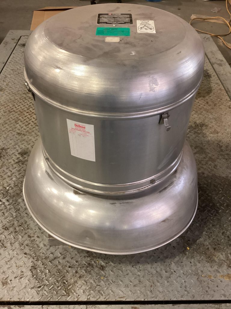 Loren Cook 135 ACE Downblast Roof top Exhaust Fan 1800CFM