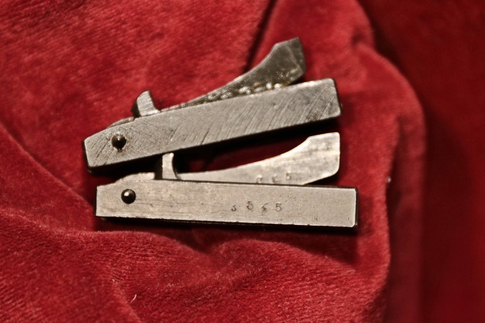 Japanese Arisaka Type 99 Rifle - Ejector Box Assembly