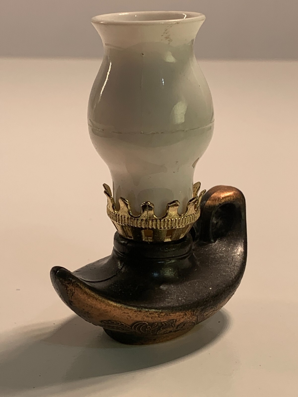 Vintage Die-Cast Pencil Sharpener Alibaba Style Aladdin Lamp t PSC3