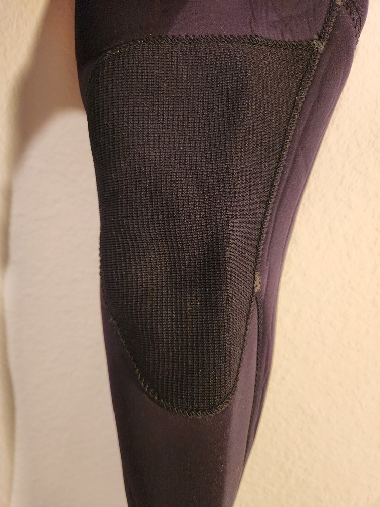 X-small Need Essentials 4/3 Chest Zip Wetsuit Excellent Condition