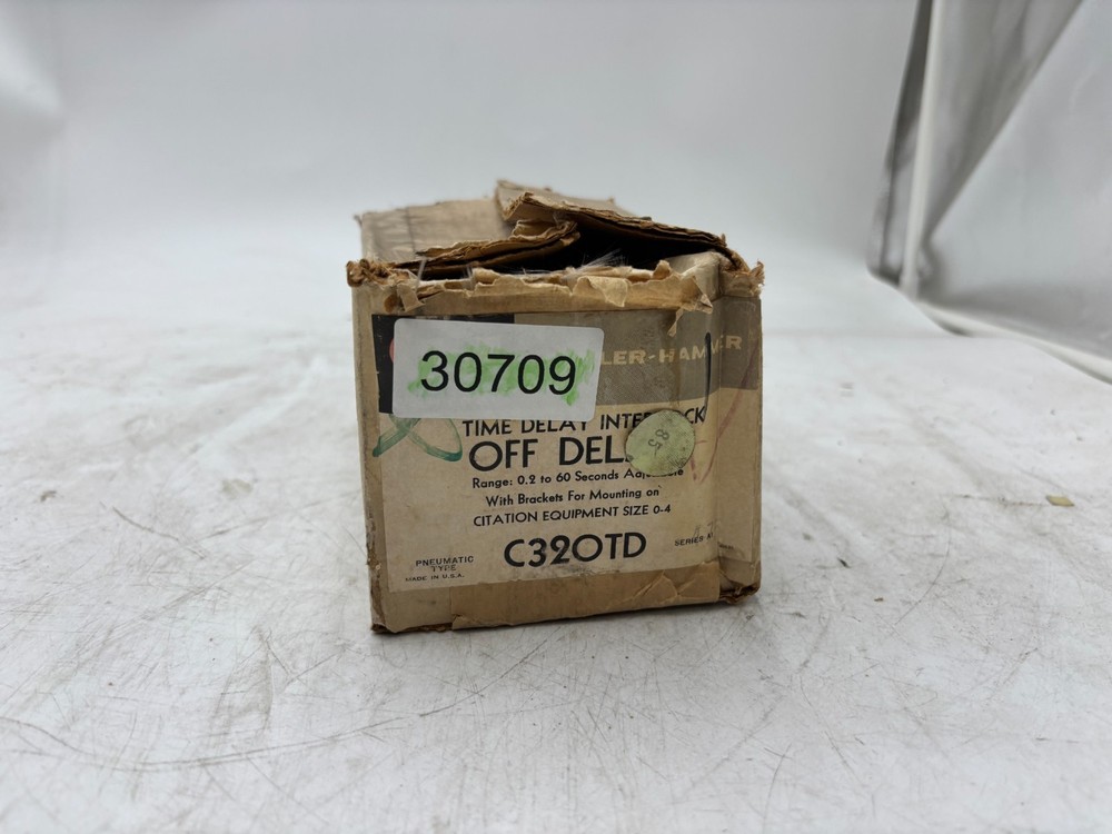 Cutler-Hammer C320TD Time Delay Relay Interlock Off Delay Timer