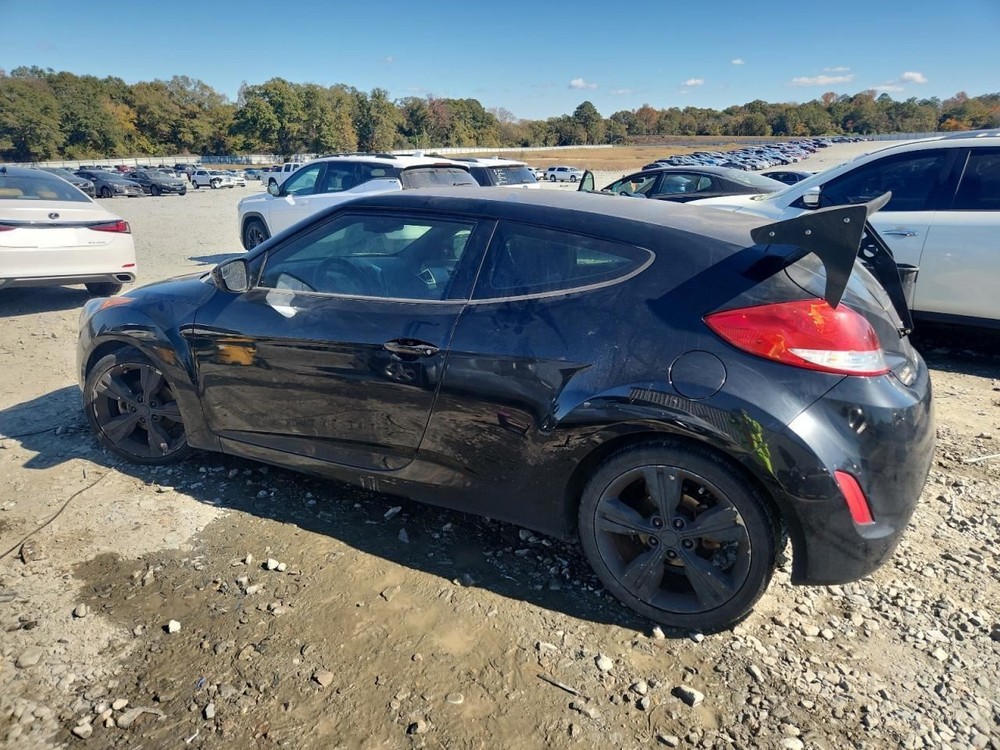 VELOSTER 2017 Glove Box 4968523
