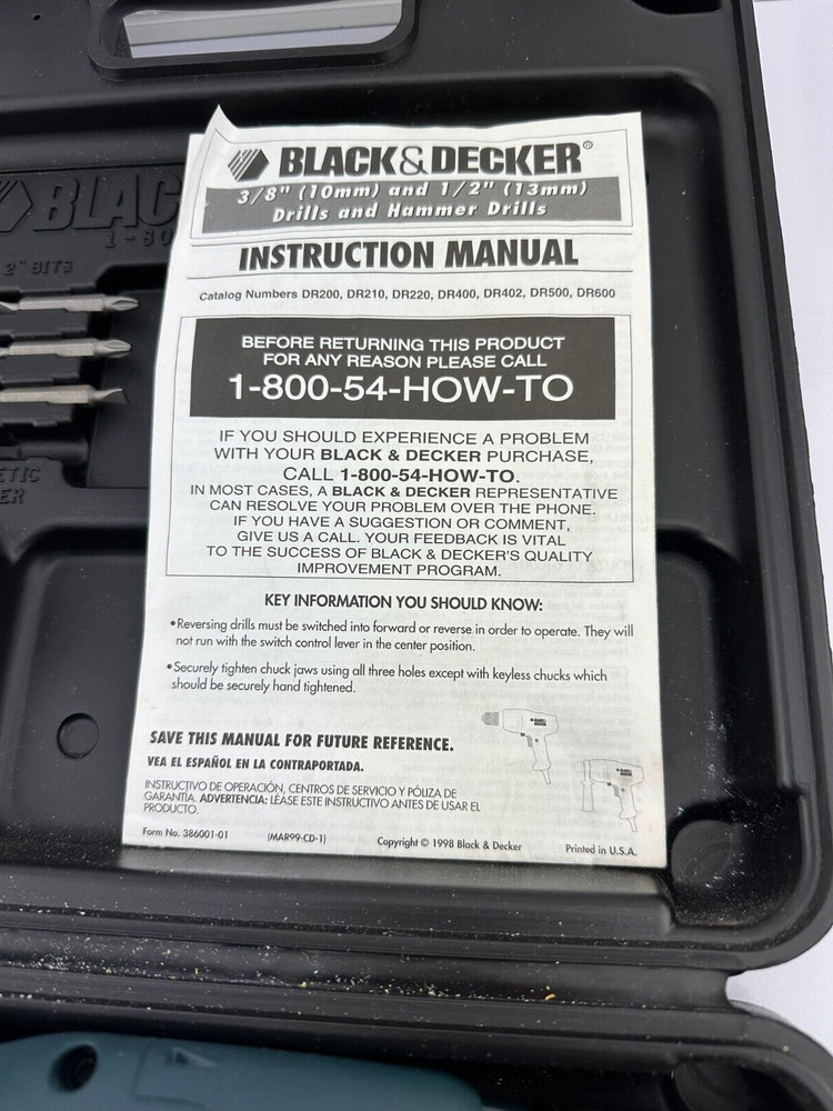 Black and Decker DR220 Corded 3/8" Variable Speed Drill with Case. Tested