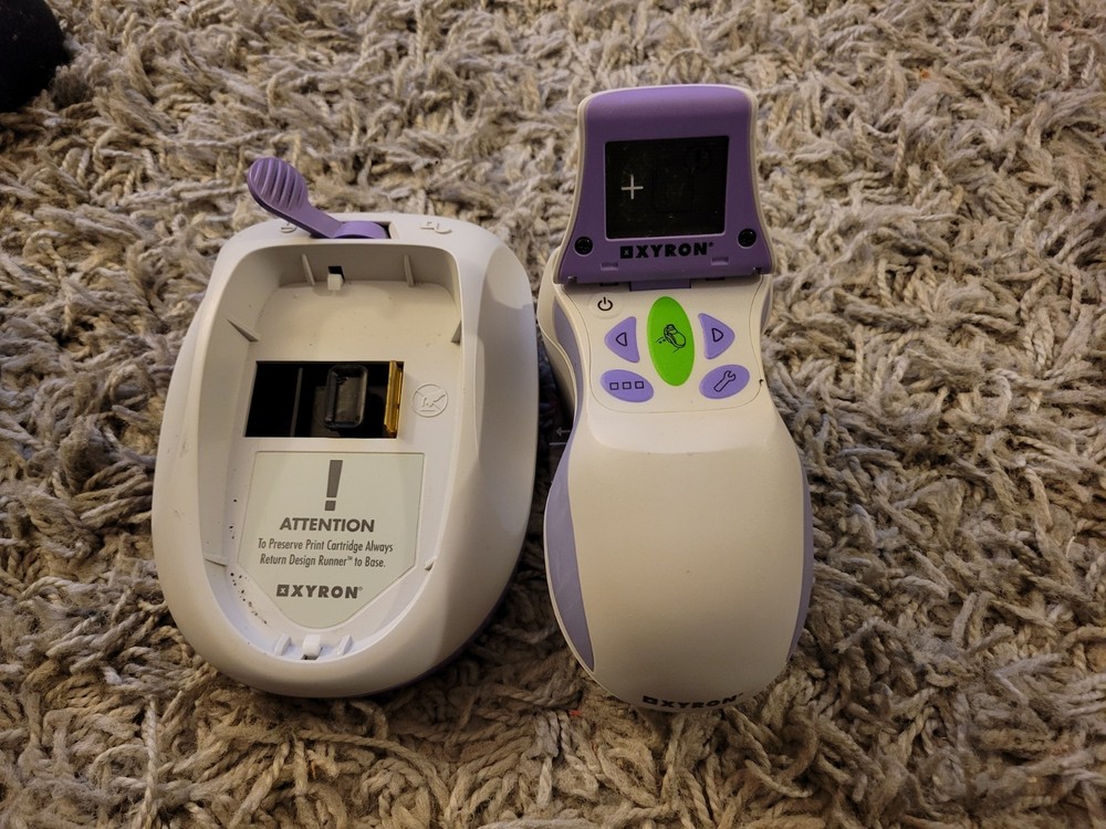 Xyron Design Runner 4375-001 Handheld Printer With Base