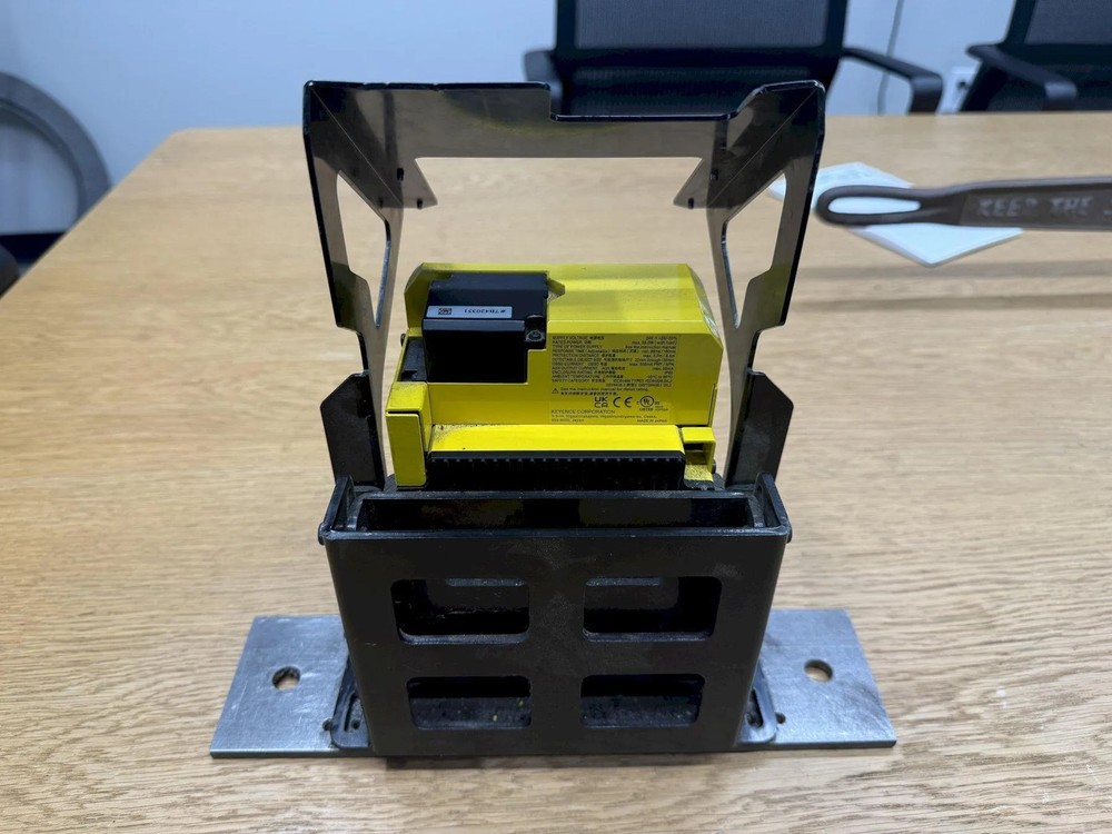 2024 KEYENCE MODEL SZV04X SAFETY LASER SCANNER, MULTI-FUNCTION TYPE, WITH CAMERA