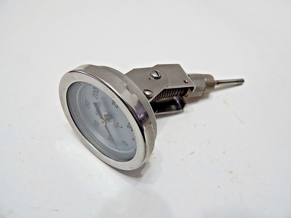 WESTON 4304 UNIVERSAL ANGLE CENTIGRADE THERMOMETER 0-300 3-1/4" FACE 1/2"NPT