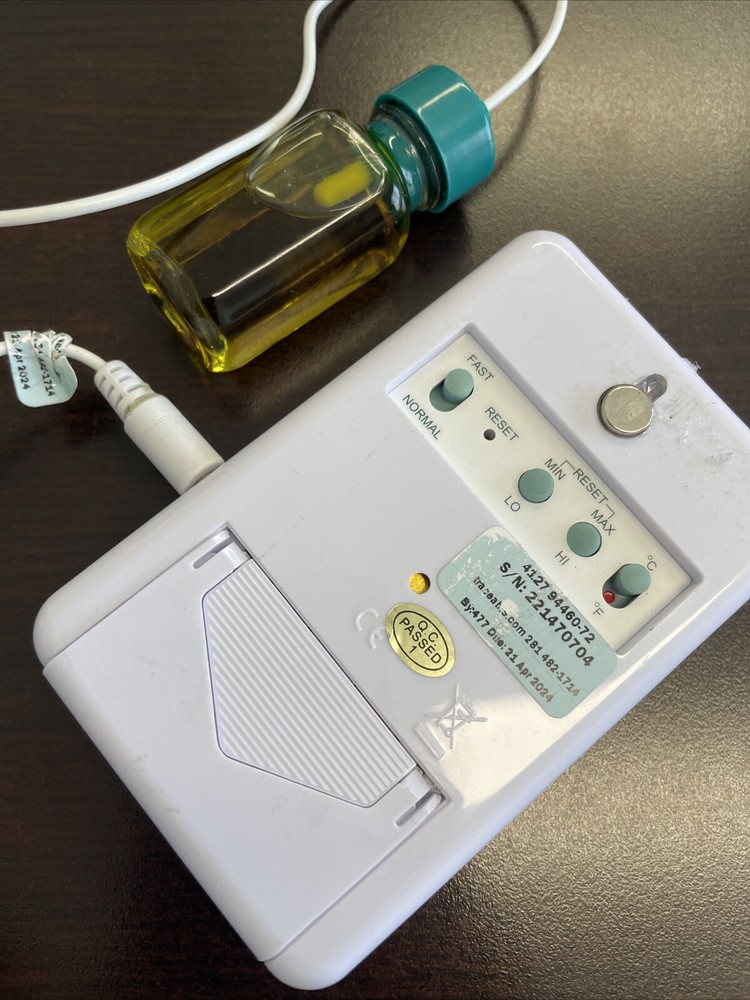TRACEABLE 4127 Digital Thermometer, ±1°C Temperature Accuracy