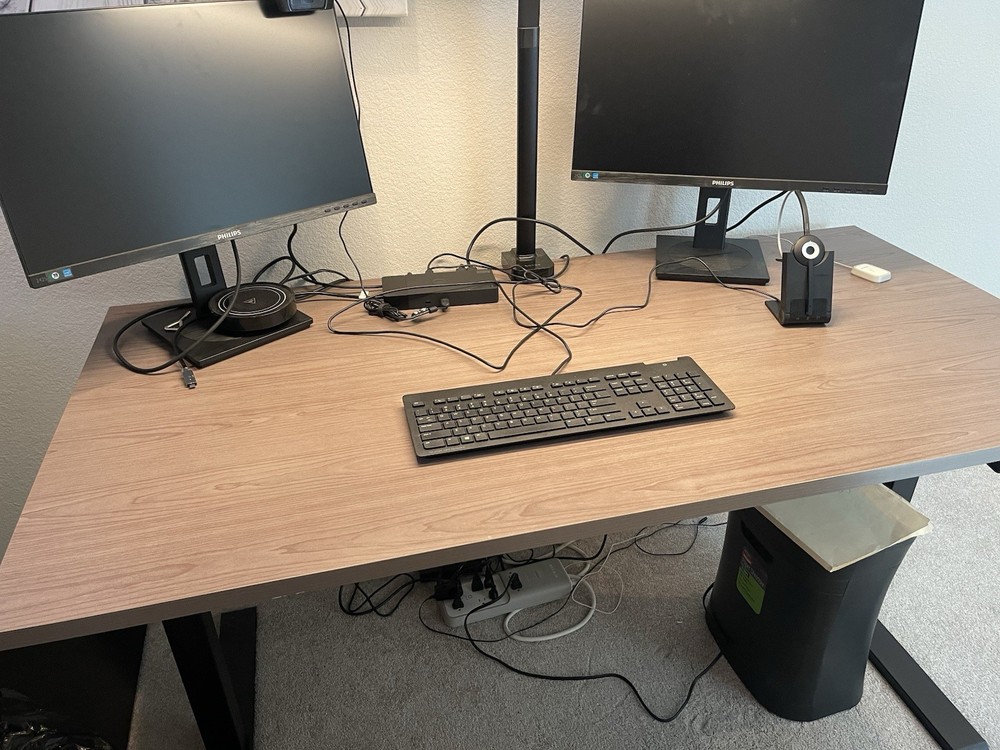 Sit and Stand Desk(manual)