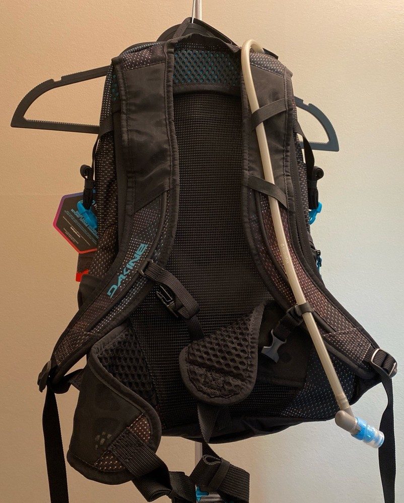 Dakine Drafter 14L Women’s Hydration Pack Ripstop