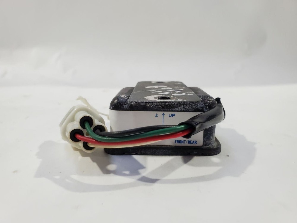 1988 Toyota Celica OEM 89441-32010 Sensor Deceleration Control Module