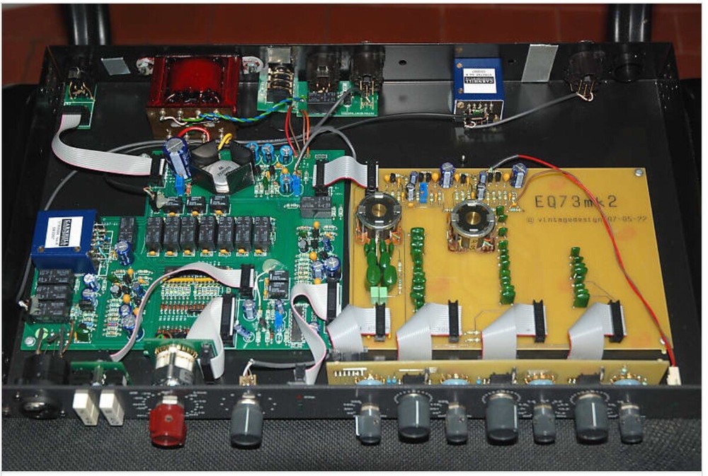 Vintage Design CA73 Pair