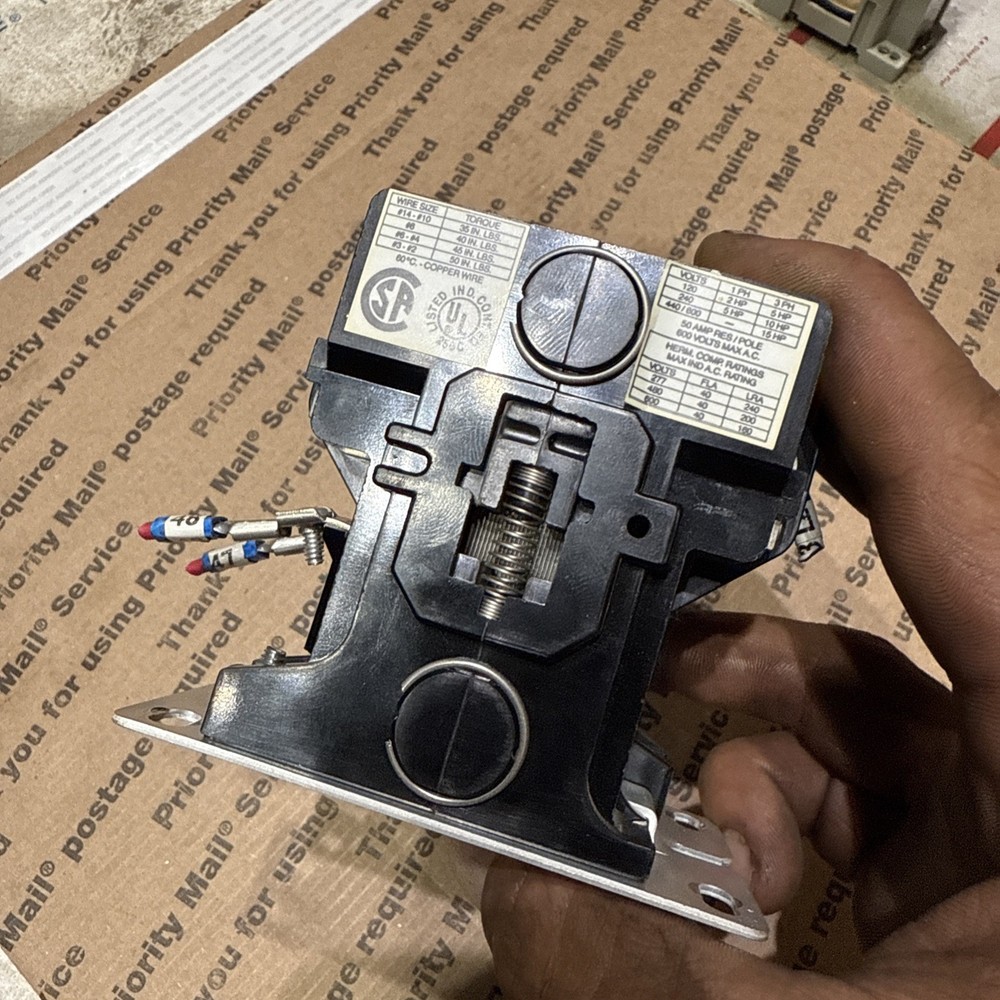 Telemecanique 2200EB340GA contactor