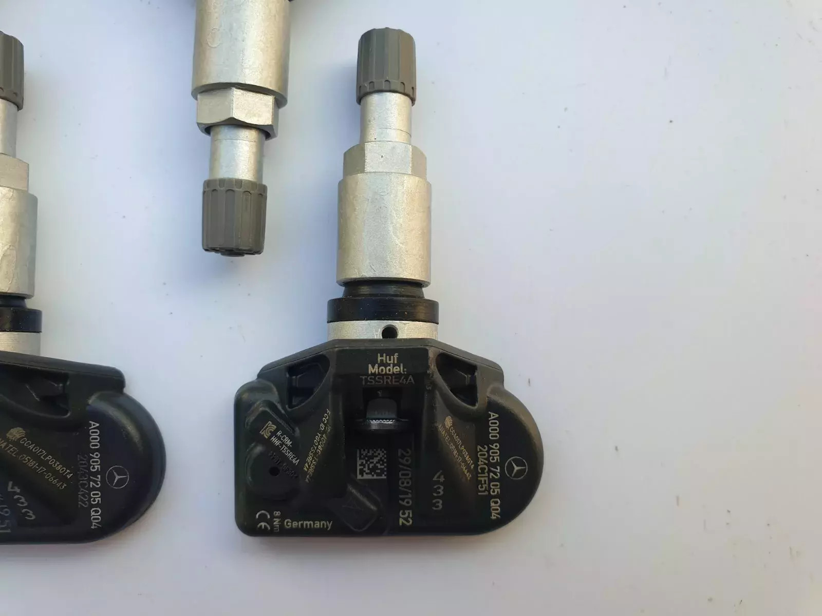 4PCS GENUINE OEM TPMS Tire pressure Sensors A0009057205 For MERCEDES-BENZ NEW